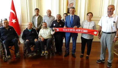 Yozgat Valiliği, Sorgun Umut Spor Kulübü Tekerlekli Sandalye Basketbol Takımı’na malzeme desteği sağladı